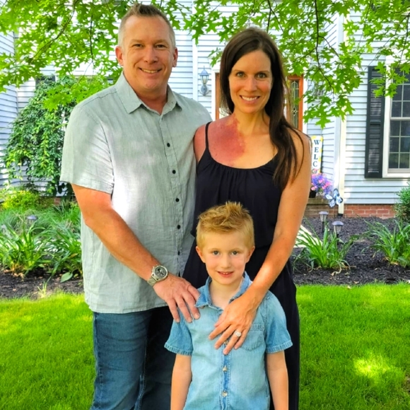 Meet your Posher, Ailee - Picture 3 of 3